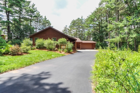 Pleasant Lake Home For Sale in Westfield, WI - image 12