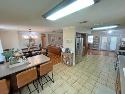 Beautiful Country Home in North Florida with Outdoor Space! - image 16