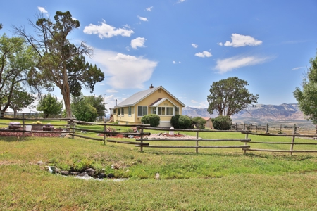 Country Home with Creek, Acreage, Irrigation, Barn, etc. - image 5
