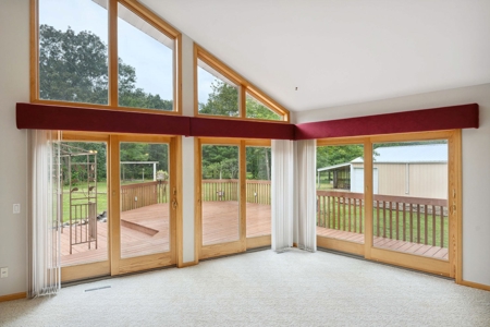 Well Maintained Rural 3 bedroom home in Adams County WI - image 16