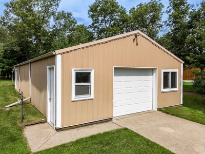 Well Maintained Rural 3 bedroom home in Adams County WI - image 50