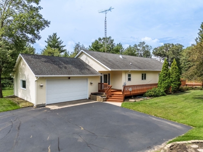 Well Maintained Rural 3 bedroom home in Adams County WI - image 38