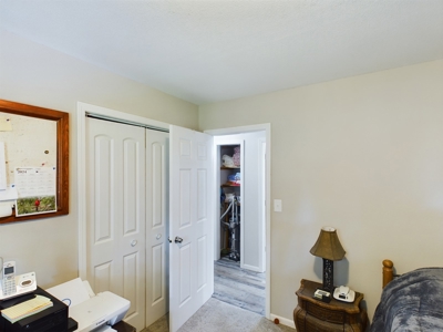 Charming Single Family Ranch Home in Hamburg, IA - image 2
