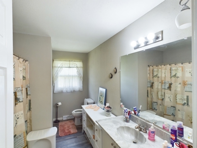 Charming Single Family Ranch Home in Hamburg, IA - image 7