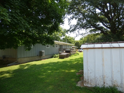 Charming Single Family Ranch Home in Hamburg, IA - image 25