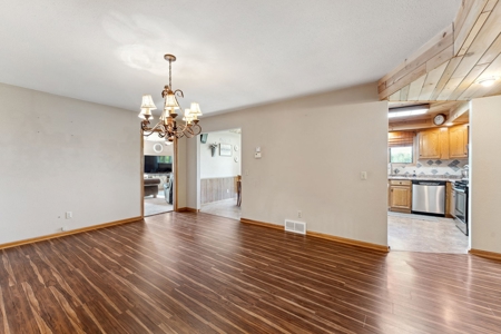 Rural 5 bedroom home in Marquette County WI - image 6