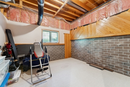 Rural 5 bedroom home in Marquette County WI - image 42