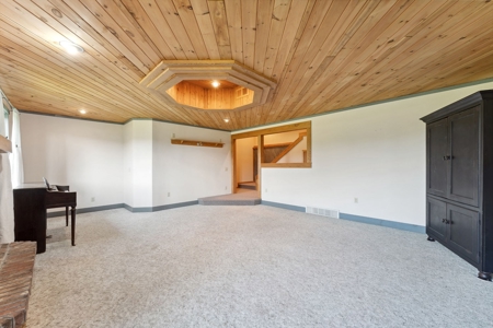 Rural 5 bedroom home in Marquette County WI - image 35