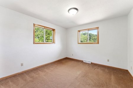 Rural 5 bedroom home in Marquette County WI - image 24