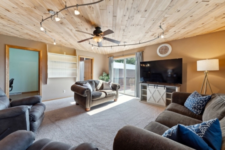Rural 5 bedroom home in Marquette County WI - image 19