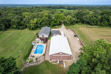 Rural 5 bedroom home in Marquette County WI - image 3