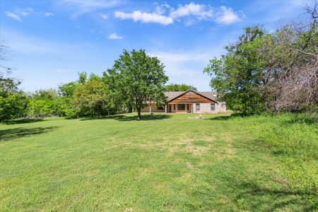 463 Twin Bend Road, Crawford, TX 76638 country home on 13 ac - image 36