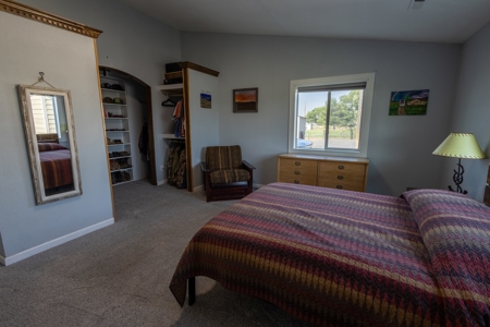 Eastern Oregon Country Home - image 6