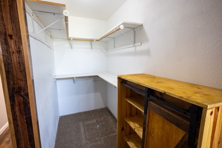 Eastern Oregon Country Home - image 11