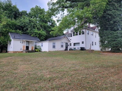Investment Property for Sale in Radford VA - image 29