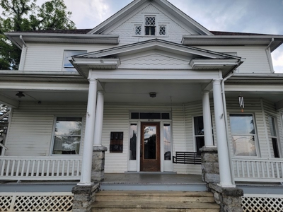 Investment Property for Sale in Radford VA - image 34