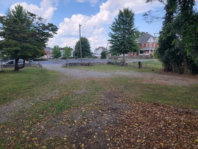 Investment Property for Sale in Radford VA - image 36