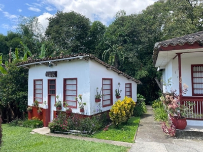 Enchanting Finca Santa Teresa in the Heart of Quindío - image 6