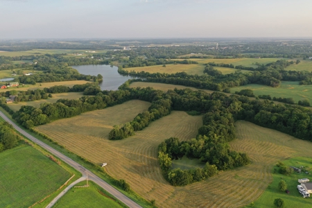 60 ACRES m/l | ALBANY, MO | LUXURY HOME, BUILDINGS, AND LAKE VIEW - image 38