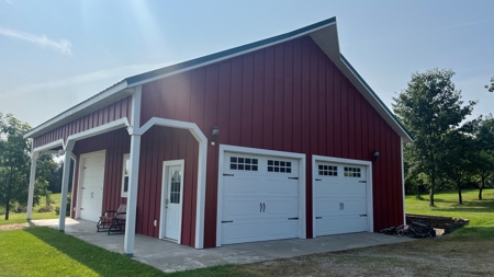 60 ACRES m/l | ALBANY, MO | LUXURY HOME, BUILDINGS, AND LAKE VIEW - image 13