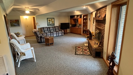 60 ACRES m/l | ALBANY, MO | LUXURY HOME, BUILDINGS, AND LAKE VIEW - image 30