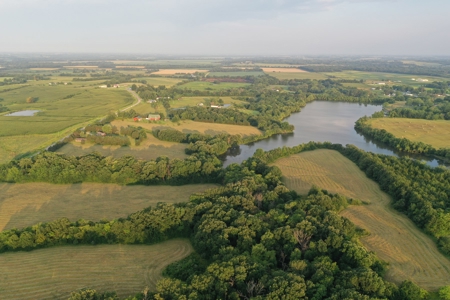60 ACRES m/l | ALBANY, MO | LUXURY HOME, BUILDINGS, AND LAKE VIEW - image 39