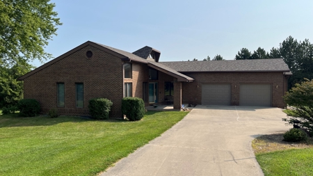 60 ACRES m/l | ALBANY, MO | LUXURY HOME, BUILDINGS, AND LAKE VIEW - image 6