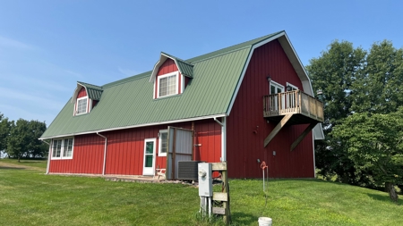 60 ACRES m/l | ALBANY, MO | LUXURY HOME, BUILDINGS, AND LAKE VIEW - image 17