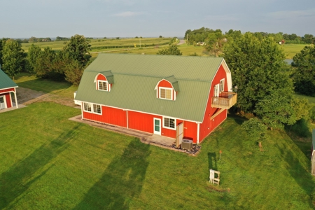 60 ACRES m/l | ALBANY, MO | LUXURY HOME, BUILDINGS, AND LAKE VIEW - image 11