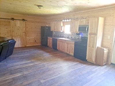 Country Home on 52 Acres in Benton County For Sale - image 12