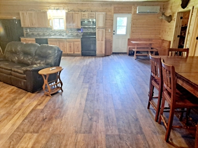 Country Home on 52 Acres in Benton County For Sale - image 9