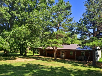 Country Home on 52 Acres in Benton County For Sale - image 2