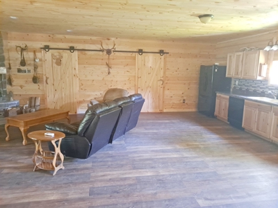 Country Home on 52 Acres in Benton County For Sale - image 11
