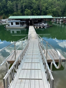 Well Established Marina/Campground in Butler, Tennessee - image 22
