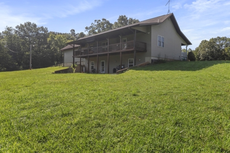 Ozark County Missouri Home near North Fork of White River - image 26