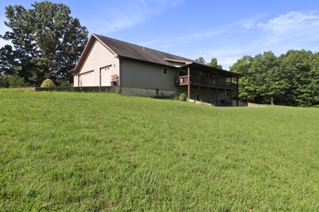 Ozark County Missouri Home near North Fork of White River - image 27