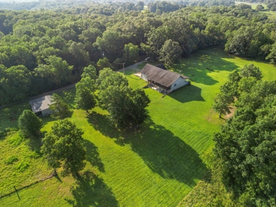 Ozark County Missouri Home near North Fork of White River - image 37