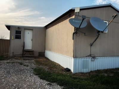 Home for Sale in Portales, NM with Income Potential - image 2