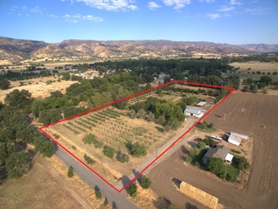 Country Properties in Guinda, California for Sale - image 2