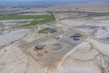 Colorado Home and Horse Property for Sale with BLM Access - image 2