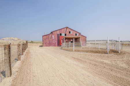 Colorado Home and Horse Property for Sale with BLM Access - image 40