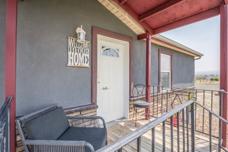 Colorado Home and Horse Property for Sale with BLM Access - image 6