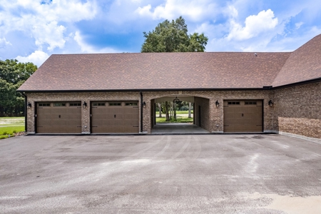 New Home on 13+ Acres in Newberry, FL! - image 5