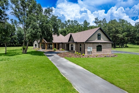 New Home on 13+ Acres in Newberry, FL! - image 3