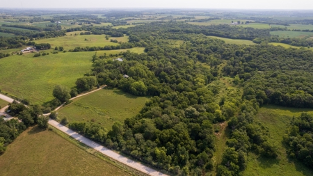 Hunting and Recreational Property in Mahaska County, Iowa - image 4