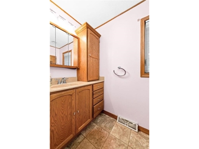 4 Bedroom Home w/ Updated Kitchen For Sale in Cloquet MN - image 17