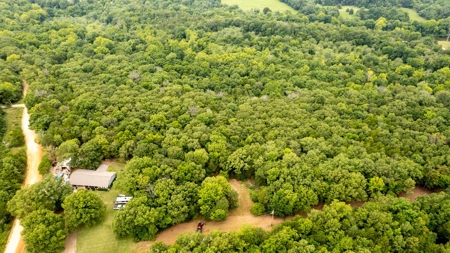 Creekfront 3.3 Acres in Sharp County Arkansas - image 1