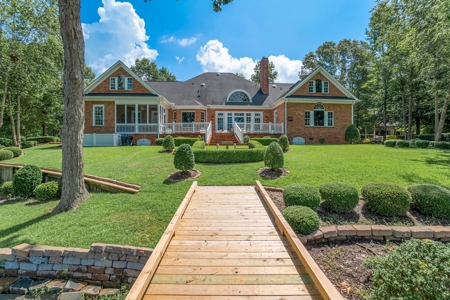 Albemarle Plantation Waterfront Home For Sale - image 3