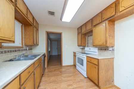 Stillwater Oklahoma Home for Sale - image 10