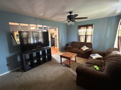 Home in Burkesville, Kentucky - image 9